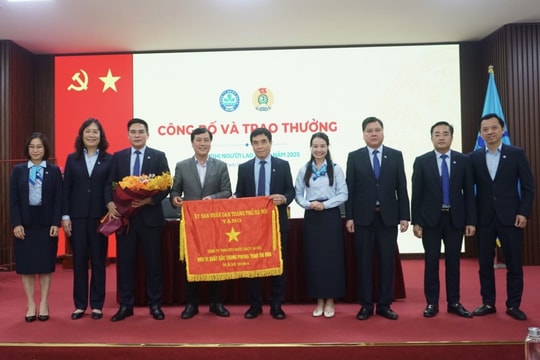 Đoàn viên Công ty Nước sạch Hà Nội tập trung nâng cao công tác cấp nước ổn định, liên tục phục vụ người dân