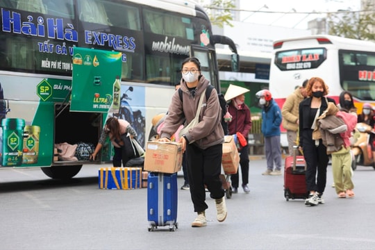Giá dịch vụ xe ra, vào bến xe ô tô Hà Nội