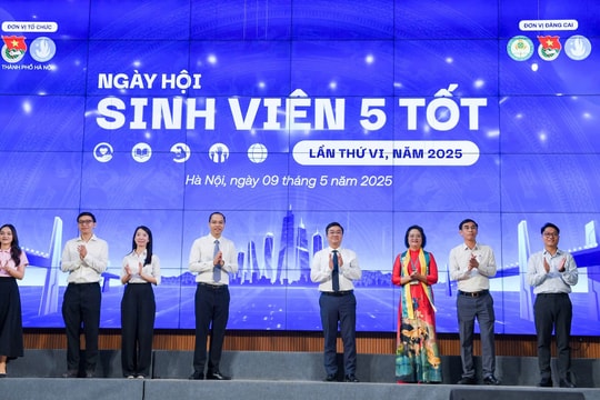 Sôi nổi, bổ ích Ngày hội "Sinh viên 5 tốt"