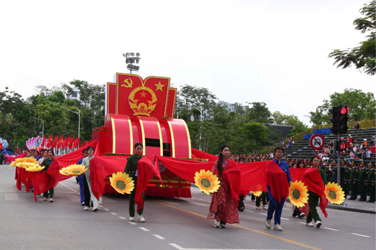 Sẵn sàng cho lễ diễu binh, diễu hành kỷ niệm 70 năm Giải phóng Hải Phòng
