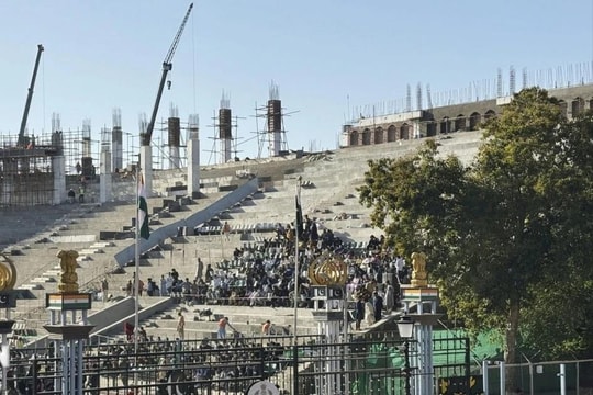 Pakistan tấn công dồn dập toàn tuyến biên giới phía Tây Ấn Độ
