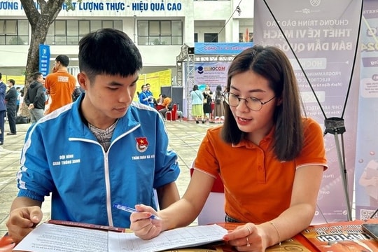 Gần 3.000 vị trí, mức lương hấp dẫn tại Phiên giao dịch việc làm quận Nam Từ Liêm năm 2025