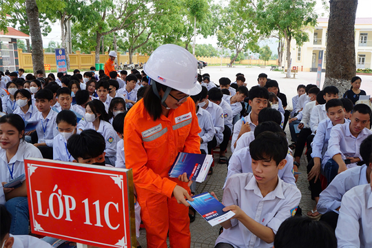 EVNNPC cung cấp điện an toàn, ổn định khi phụ tải tăng cao