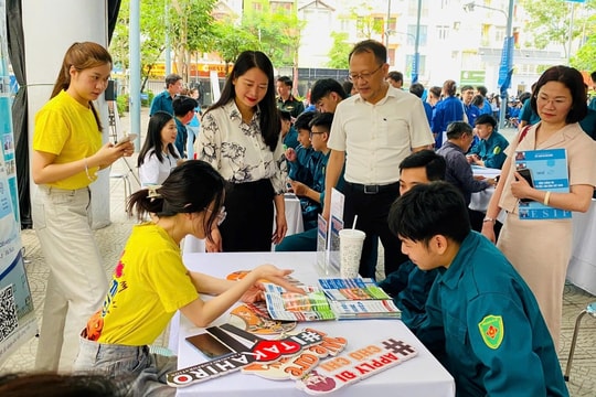 Nhiều phương án chọn lựa tại Phiên giao dịch việc làm lưu động quận Ba Đình