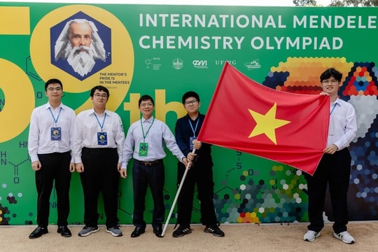 4 học sinh Việt Nam đoạt huy chương Olympic Hóa học Quốc tế Mendeleev