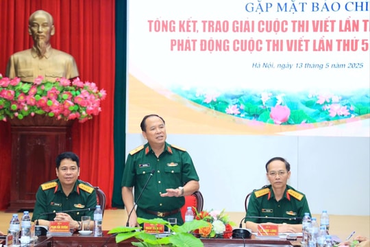 30 tác phẩm đạt giải thi viết “Bảo vệ nền tảng tư tưởng của Đảng trong tình hình mới” lần thứ 4