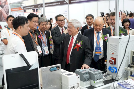 250 doanh nghiệp triển lãm máy móc, thiết bị, sản phẩm công nghiệp