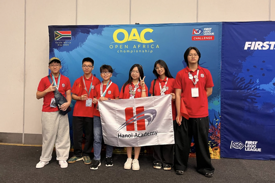 Học sinh Hanoi Academy tỏa sáng tại đấu trường Robotics Quốc tế