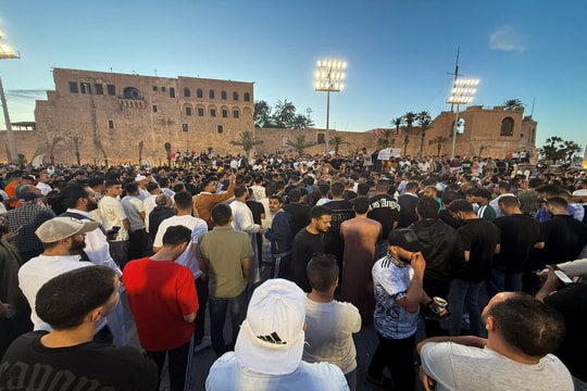Người dân Libya biểu tình yêu cầu Thủ tướng từ chức