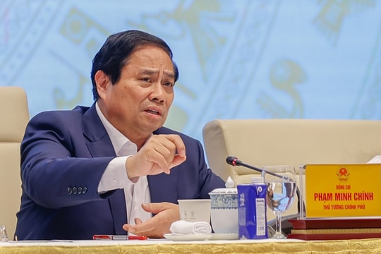 Thủ tướng Phạm Minh Chính: Cương quyết cắt bỏ các thủ tục rườm rà, gây phiền hà