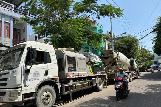 Bình Định: Xe bê tông chiếm lòng đường khiến người dân bức xúc