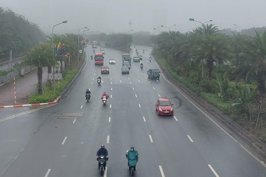 Hà Nội mưa to vào chiều tối