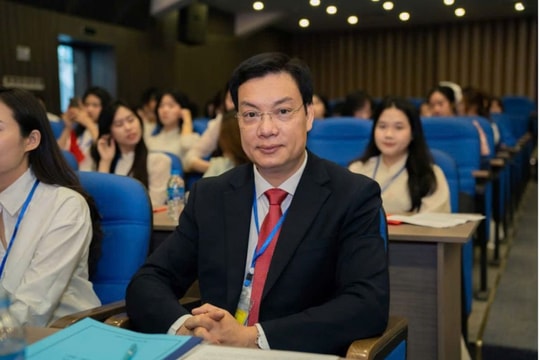 Thanh niên chung tay giữ vững ngọn cờ tư tưởng của Đảng trong kỷ nguyên mới: Bài 4: Giữ vững nền tảng tư tưởng cho thế hệ vươn mình