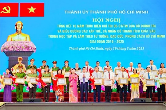 TP Hồ Chí Minhiểu dương 341 gương điển hình học tập và làm theo Bác