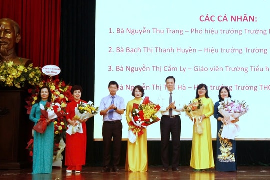 Quận Hoàn Kiếm tuyên dương giáo viên, học sinh giỏi