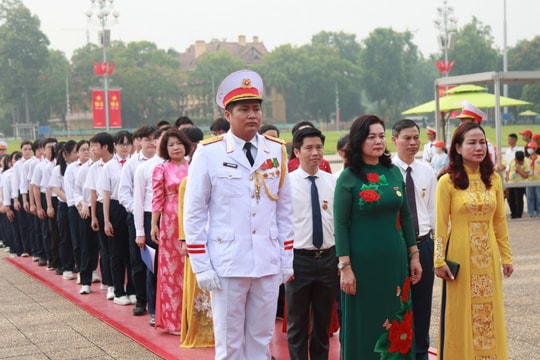 Hà Nội khen thưởng 852 học sinh tiêu biểu