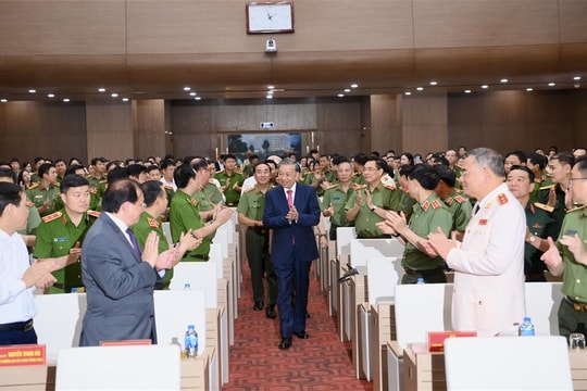 Tổng Bí thư Tô Lâm: Gắn kết chặt chẽ việc học tập, làm theo Bác với xây dựng lực lượng Công an nhân dân