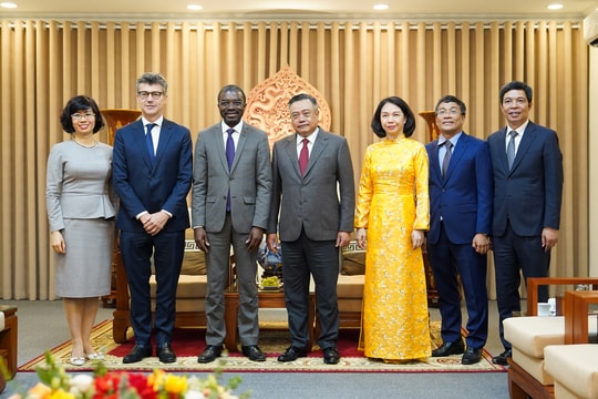Đề nghị UNESCO tiếp tục hỗ trợ Hà Nội bảo tồn Hoàng thành Thăng Long và Cổ Loa