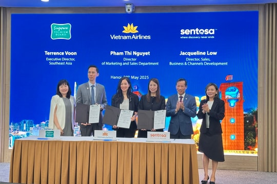 Ký kết hợp tác phát triển du lịch Việt Nam và Singapore