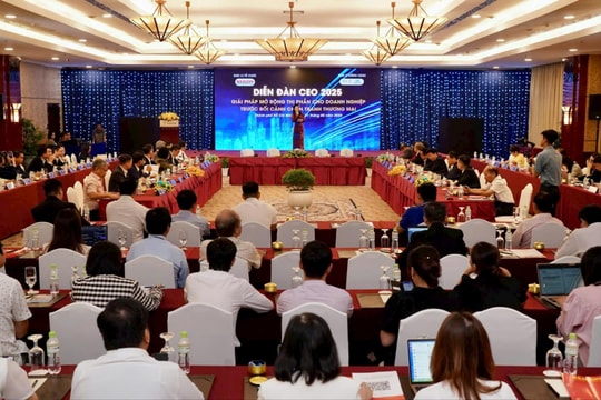 Tìm lối “mở” thị trường giữa “bão” thương mại