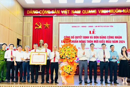 Đa Tốn đón nhận Bằng công nhận xã đạt chuẩn nông thôn mới kiểu mẫu