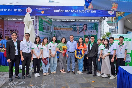 Trường Cao đẳng Dược Hà Nội gắn chất lượng đào tạo với yêu cầu thực tiễn