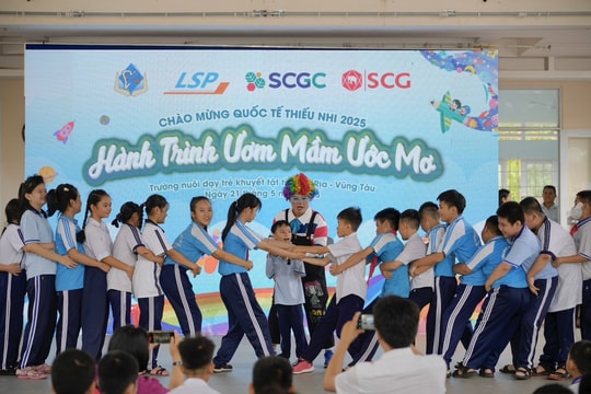 Nâng cao năng lực, đào tạo kỹ năng số cho 100 học sinh khiếm thính