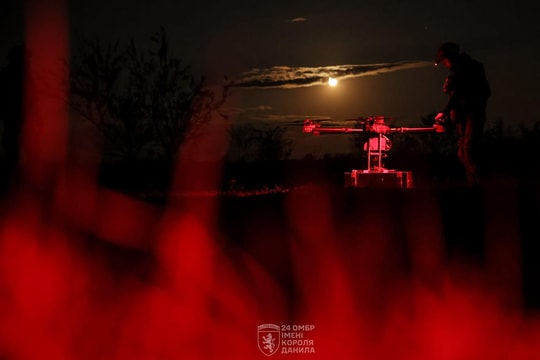 Hàng chục UAV Ukraine tiếp cận thủ đô Nga khiến nhiều sân bay tạm dừng hoạt động