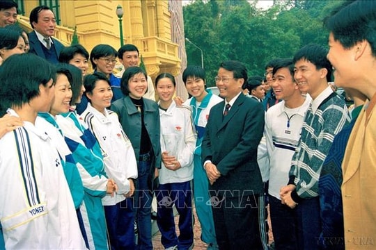 Nhớ mãi tình cảm sâu nặng của đồng chí Trần Đức Lương dành cho Thủ đô Hà Nội