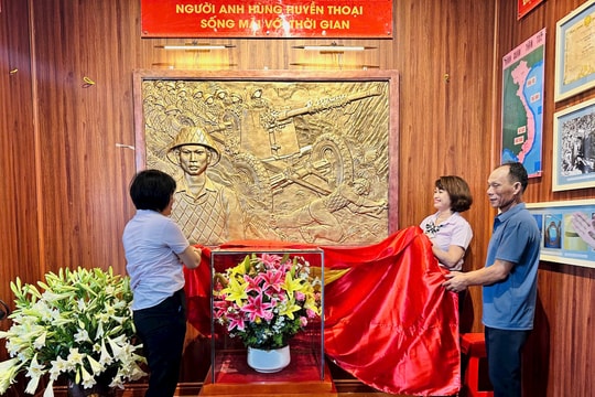 Bàn giao công trình tri ân Anh hùng liệt sĩ Tô Vĩnh Diện