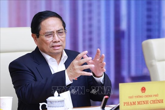 Thủ tướng Phạm Minh Chính: Triển khai ngay giải pháp để giảm chênh lệch giá vàng trong nước và quốc tế