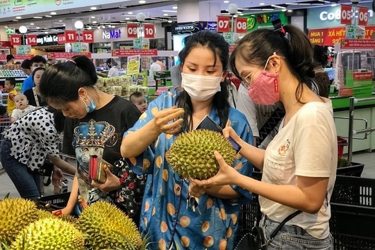 Thủ tướng yêu cầu ưu tiên làm thủ tục thông quan cho sầu riêng