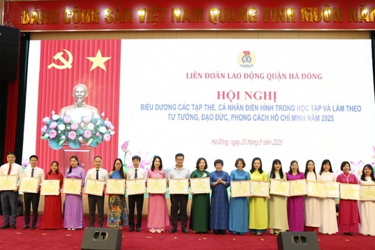 Hà Đông: Biểu dương 31 tập thể, cá nhân điển hình học tập và làm theo Bác