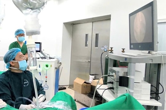 Thoát khỏi 3 bệnh lý tiết niệu nhờ hệ thống laser hiện đại