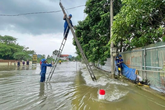 Bộ Khoa học và Công nghệ yêu cầu: Bảo đảm thông tin liên lạc 24/24h để ứng phó thiên tai