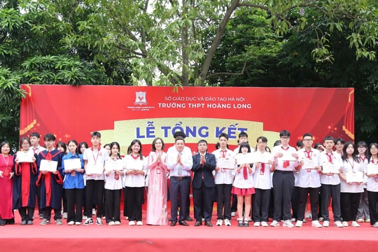 Học sinh Hà Nội kết thúc năm học vào ngày 30-5