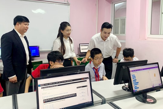 235 thí sinh tranh tài tại vòng chung kết Hội thi Tin học trẻ Hà Nội