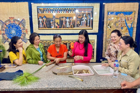 Đoàn công tác thành phố Hà Nội thăm, khảo sát làng nghề thủ công truyền thống tại Ai Cập