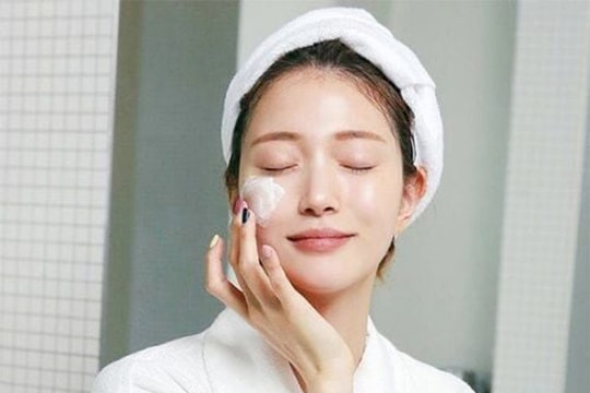 Bác sĩ tại nhà: Bôi kem chống nắng đúng cách