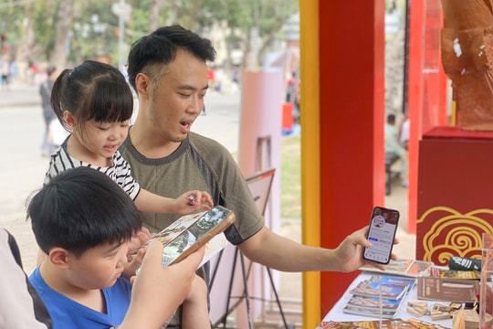 “Xé túi mù” để trải nghiệm di sản