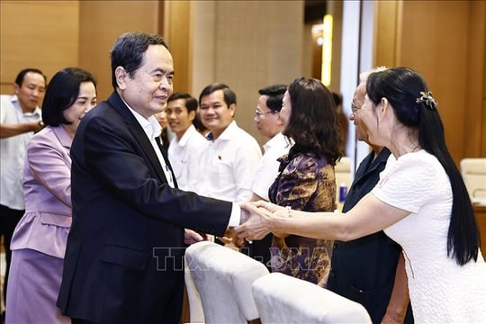 Chủ tịch Quốc hội Trần Thanh Mẫn gặp mặt đại biểu Quốc hội các khóa tỉnh Hậu Giang