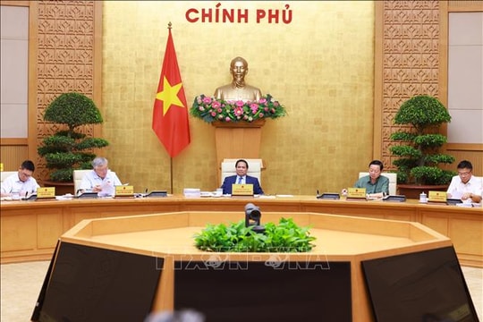 Thủ tướng: Phân cấp, phân quyền để "địa phương quyết, địa phương làm, địa phương chịu trách nhiệm"