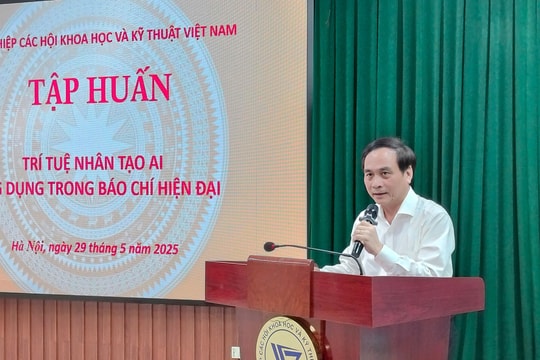 Nâng cao nhận thức và năng lực ứng dụng AI trong truyền thông, báo chí
