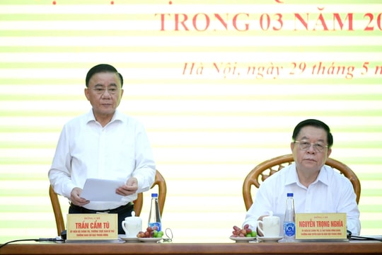Tổ chức Lễ mít tinh, diễu binh, diễu hành quy mô lớn tại Quảng trường Ba Đình vào ngày 2-9