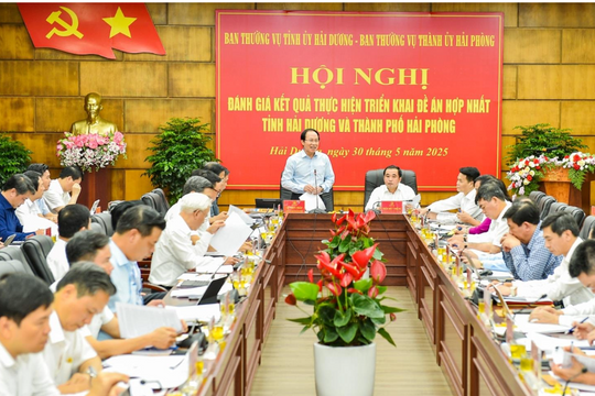 Lấy ý kiến nhân dân về hợp nhất Hải Phòng - Hải Dương trước 31-8