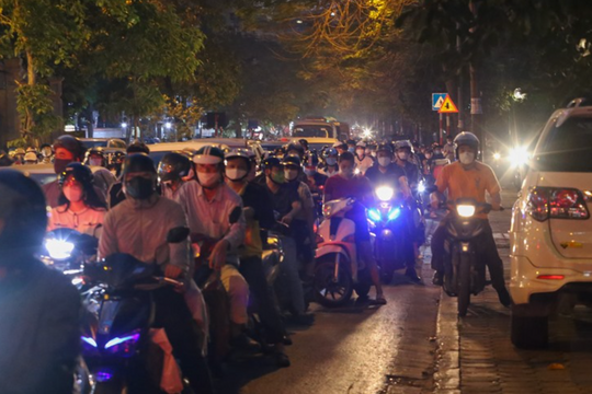 Hà Nội: Nghiên cứu xén vỉa hè đường Nguyễn Ngọc Vũ để giảm ùn tắc