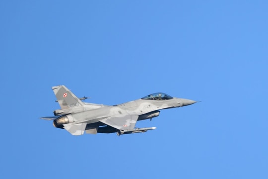 Nga thưởng 195.000 USD cho 12 binh sĩ bắn hạ tiêm kích F-16 tại Ukraine
