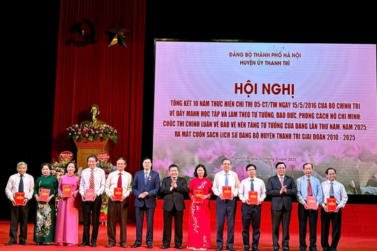 Ra mắt cuốn sách Lịch sử Đảng bộ huyện Thanh Trì giai đoạn 2010-2025