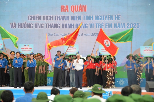 Ra quân Chiến dịch Thanh niên tình nguyện hè góp phần giải quyết các vấn đề cộng đồng