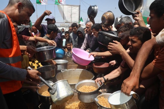 UNRWA chỉ trích viện trợ cho Gaza là “trò hề”